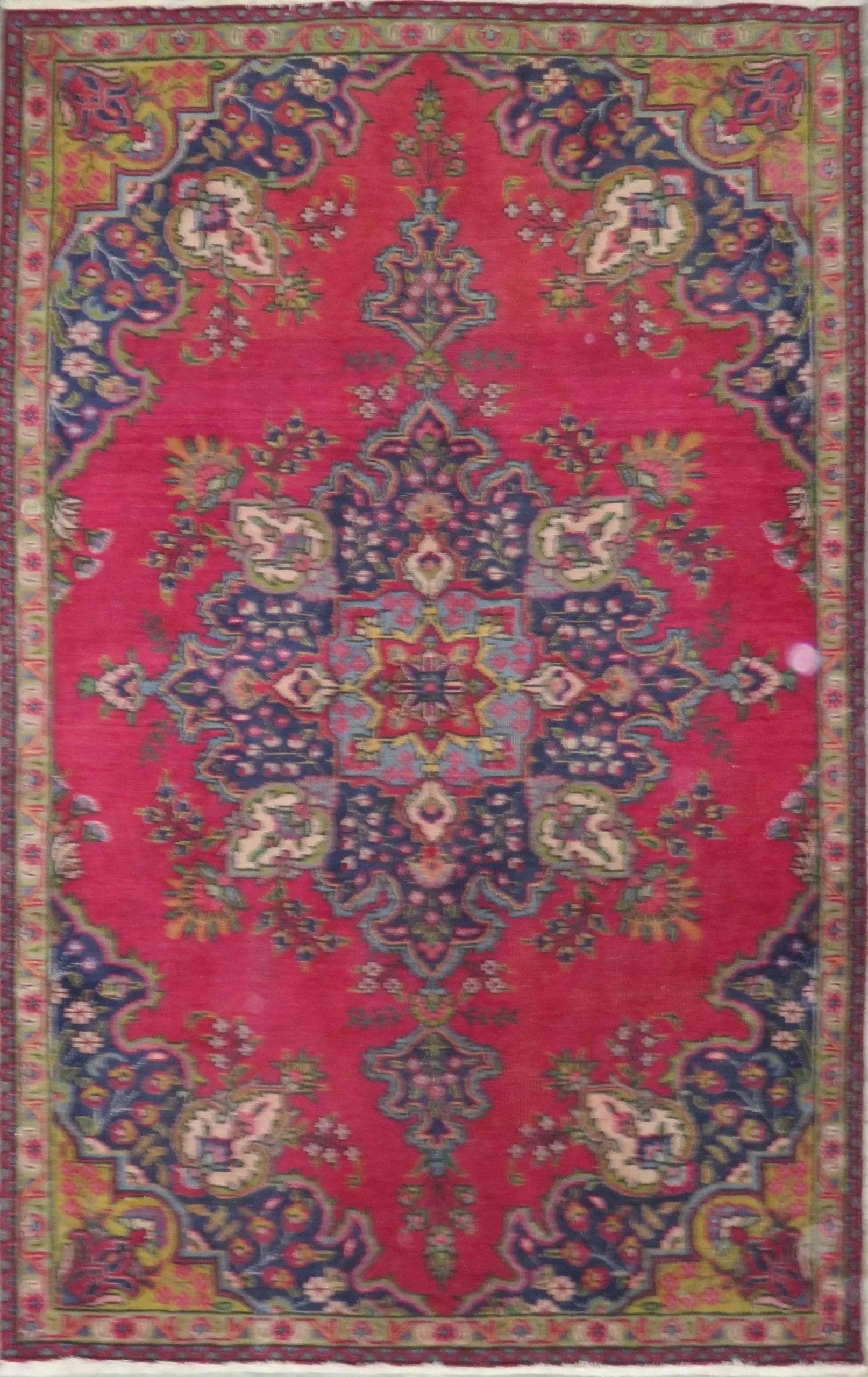 One Of The Kind Hand-Knotted Persian Wool Rug _ Luxurious Vintage Design, 7'5" x 4'8", Artisan Crafted